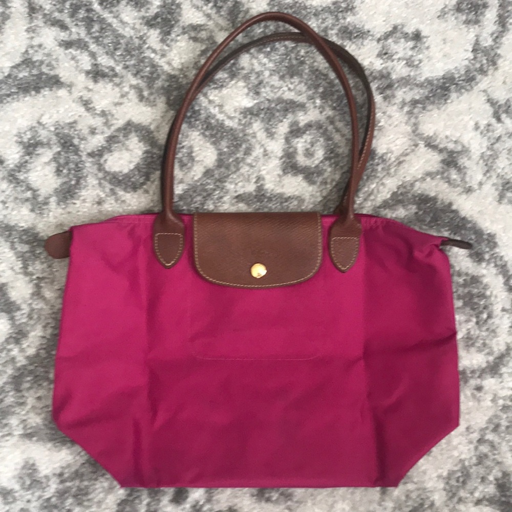 Authentic Longchamp Le Pliage handbag. Small size.
